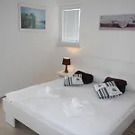 Bay * ميميتسا