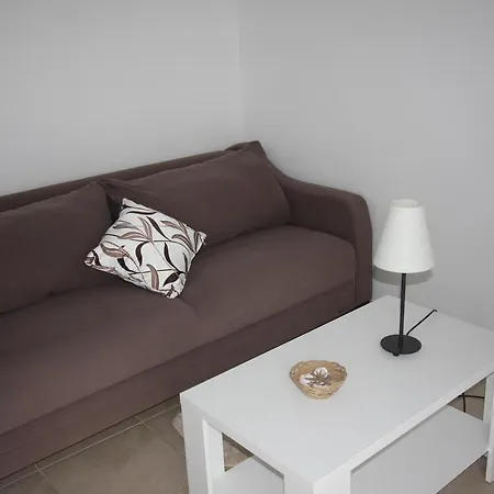 Apartment Bay