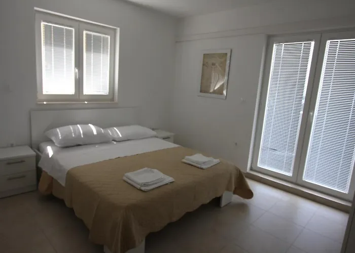 Bay アパート ミミツェ